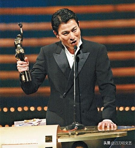 肖央王太利筷子兄弟,肖央10亿票房