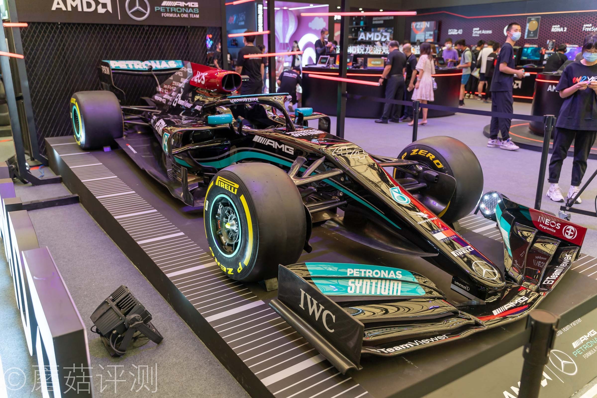 又有啥好玩的？蘑菇带你逛ChinaJoy2021，硬件、车和漂亮的小姐姐