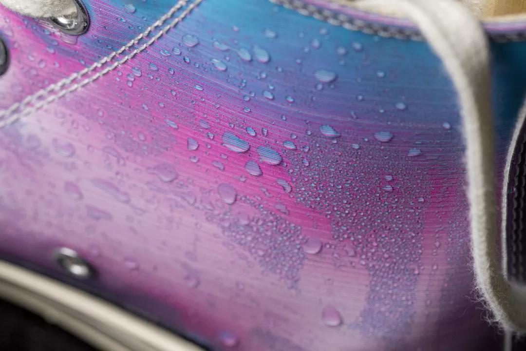 这双5D“变色鞋”火了，让光来决定颜色，做这条gai上最亮的崽