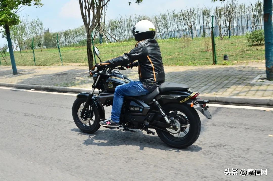 比街车更舒适比巡航更灵活——力帆K1*评9**测