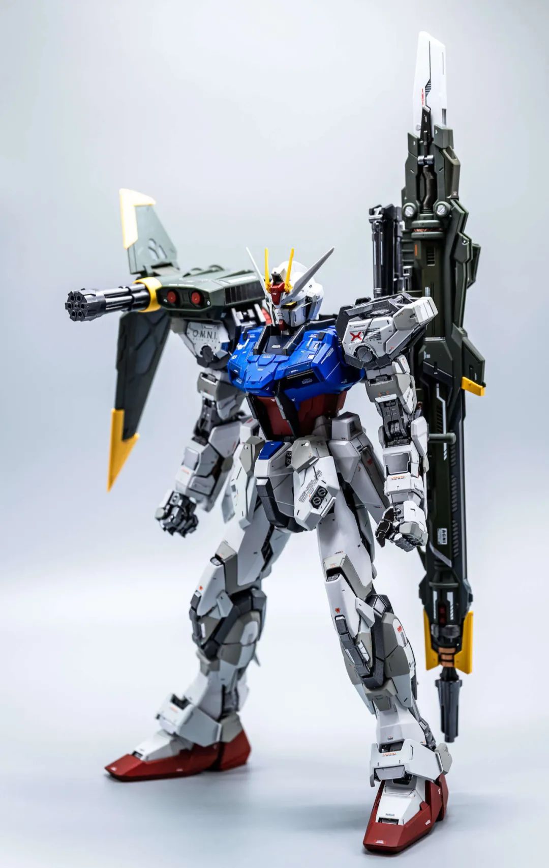 pg强袭高达头部拼装,pg强袭自由拼装过程