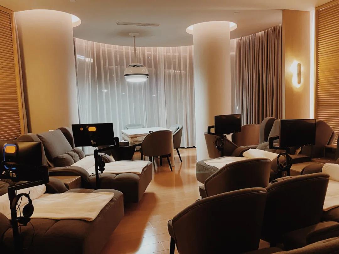 又搓澡去了，看看最贵澡堂的亲弟弟长啥样