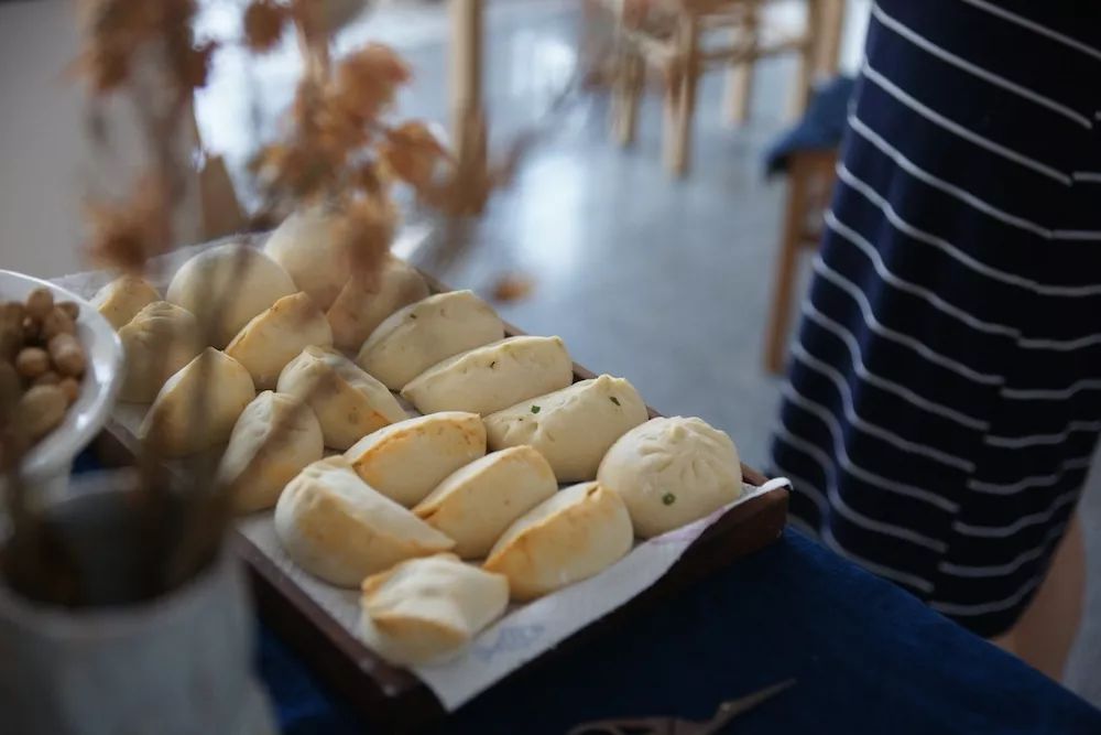 用水泥砌橱柜,用粘土捏一个好看的柜子