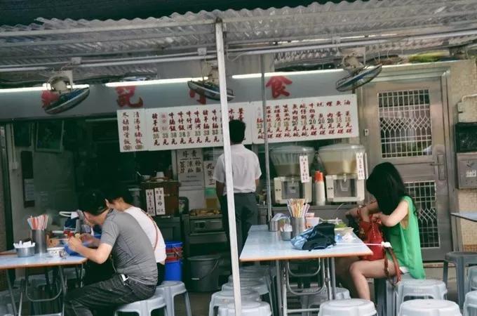 深圳附近小众海岛一日游,不用开车的绝美海岛深圳