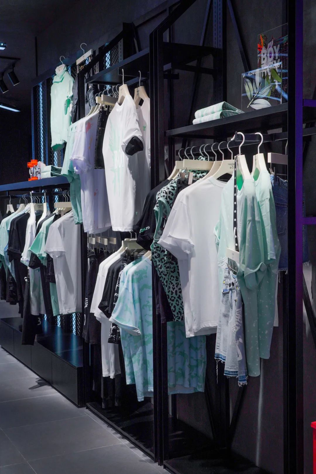 上海静安大融城3周年庆火爆来袭!看NBA3X上海站、欣赏绝美舞台剧