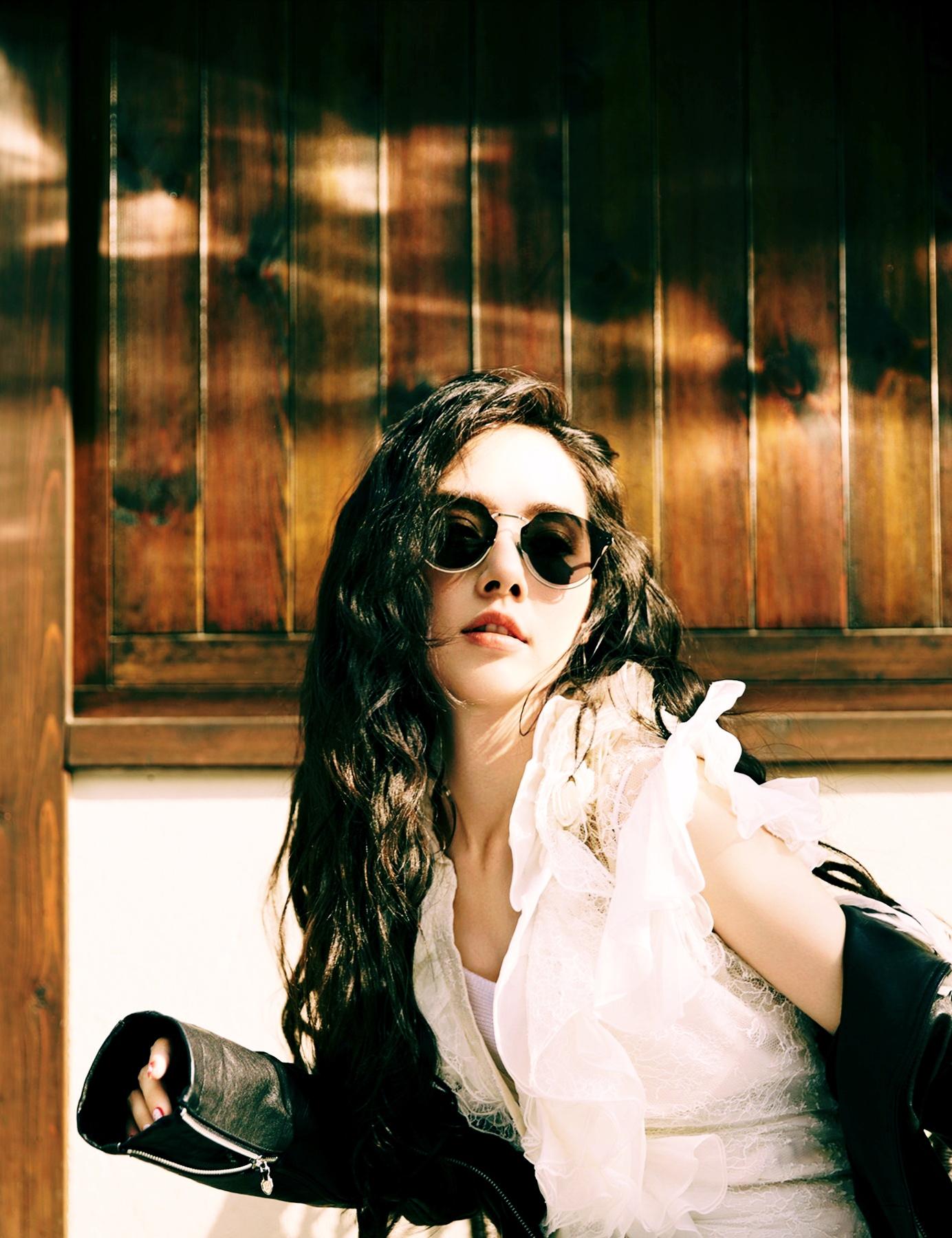 郭碧婷:家境普通的她凭什么成为香港太子妃?