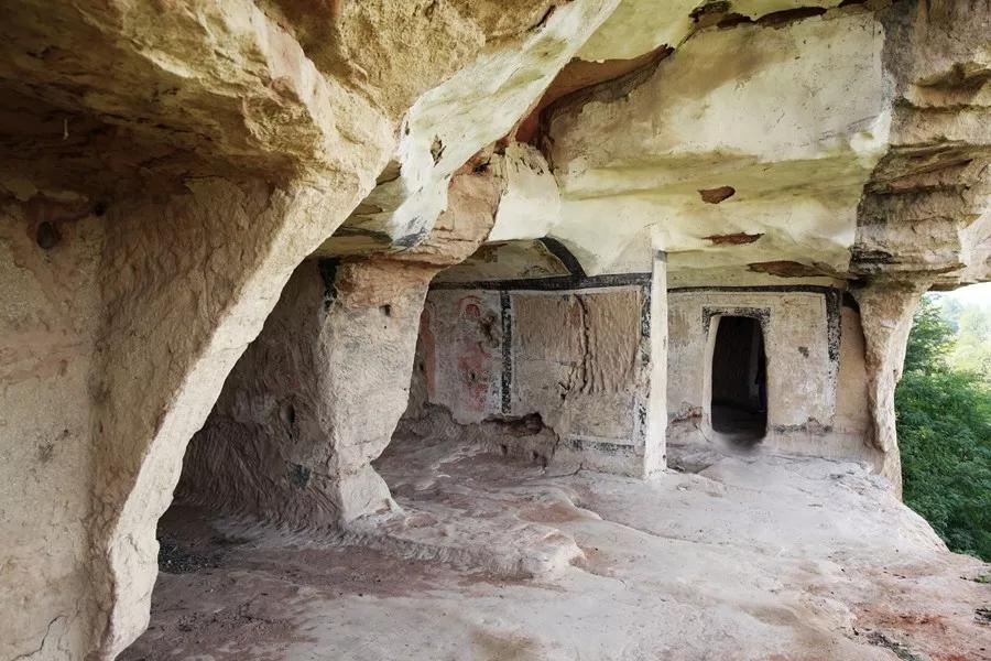 泾川罗汉洞书记,泾川罗汉洞坡传说