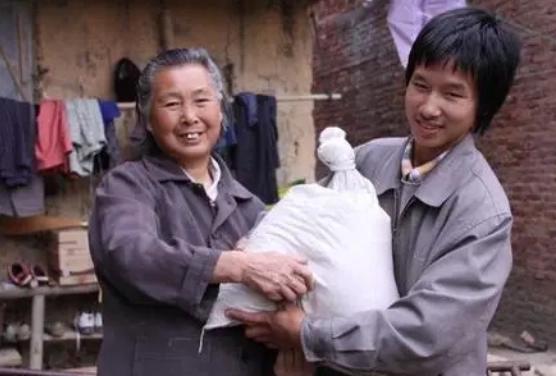 对付混蛋不讲理的邻居怎么办,怎么对付制造噪音且不讲理的邻居