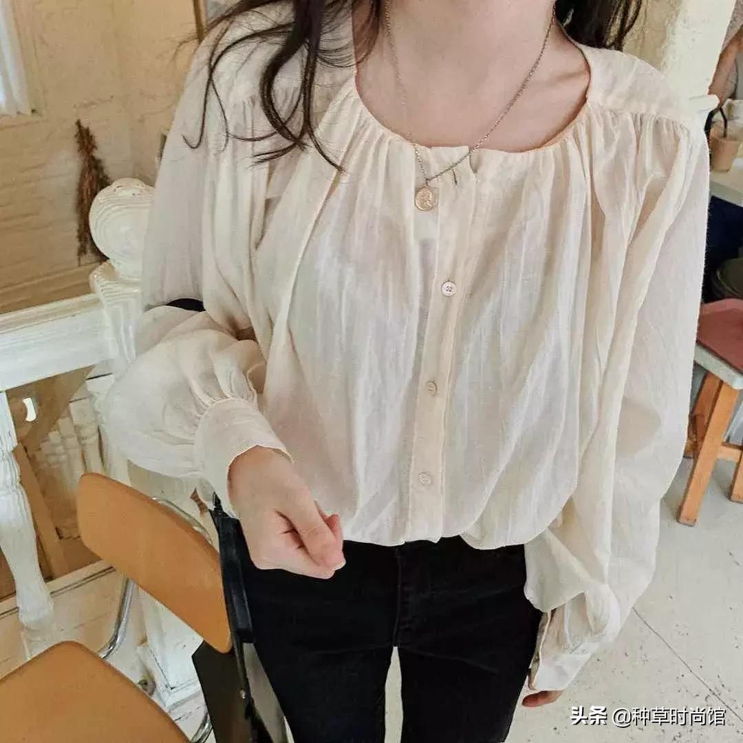 看腻了网红脸,看腻了清纯的女主