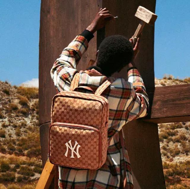 2020最火的男士包guccilv,gucci和lv包包入门款