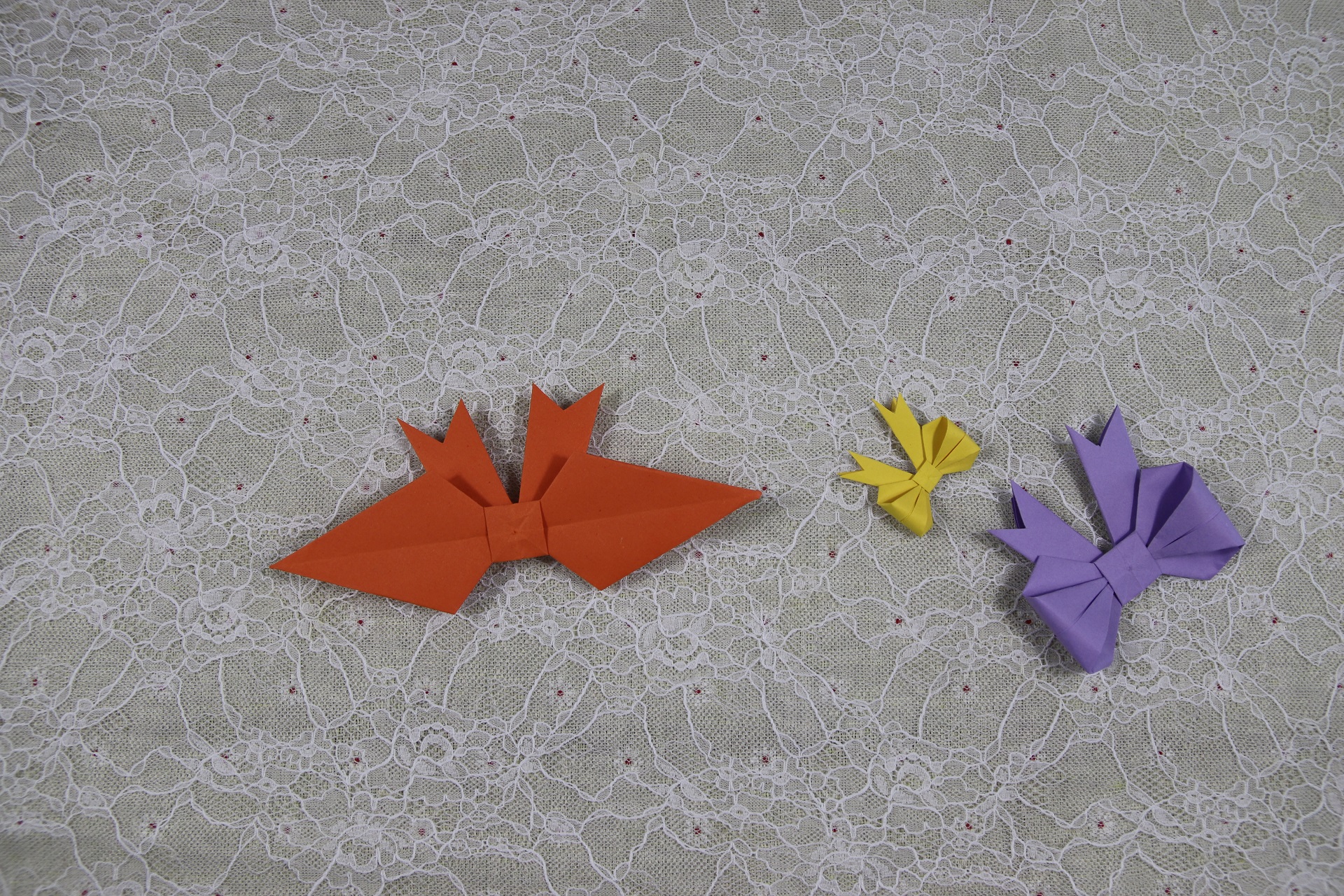 蝴蝶结的折法又小又好看不用剪刀,蝴蝶结折法简单不用剪刀