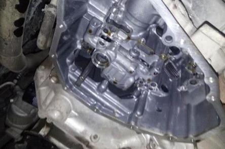 10款日产轩逸1.6自动挡通病,十几年车龄的日产轩逸还值得买吗