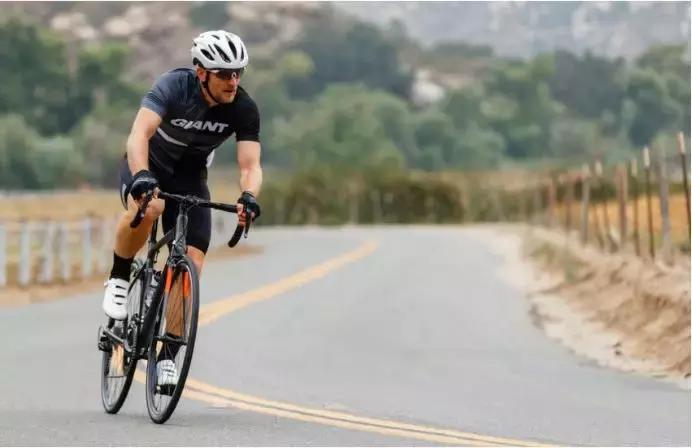GIANT捷安特公路车带你开启骑行之旅