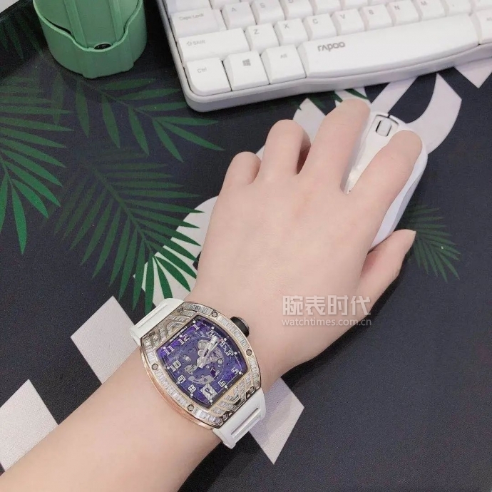 网友晒上千万的手表,网友晒1300手表