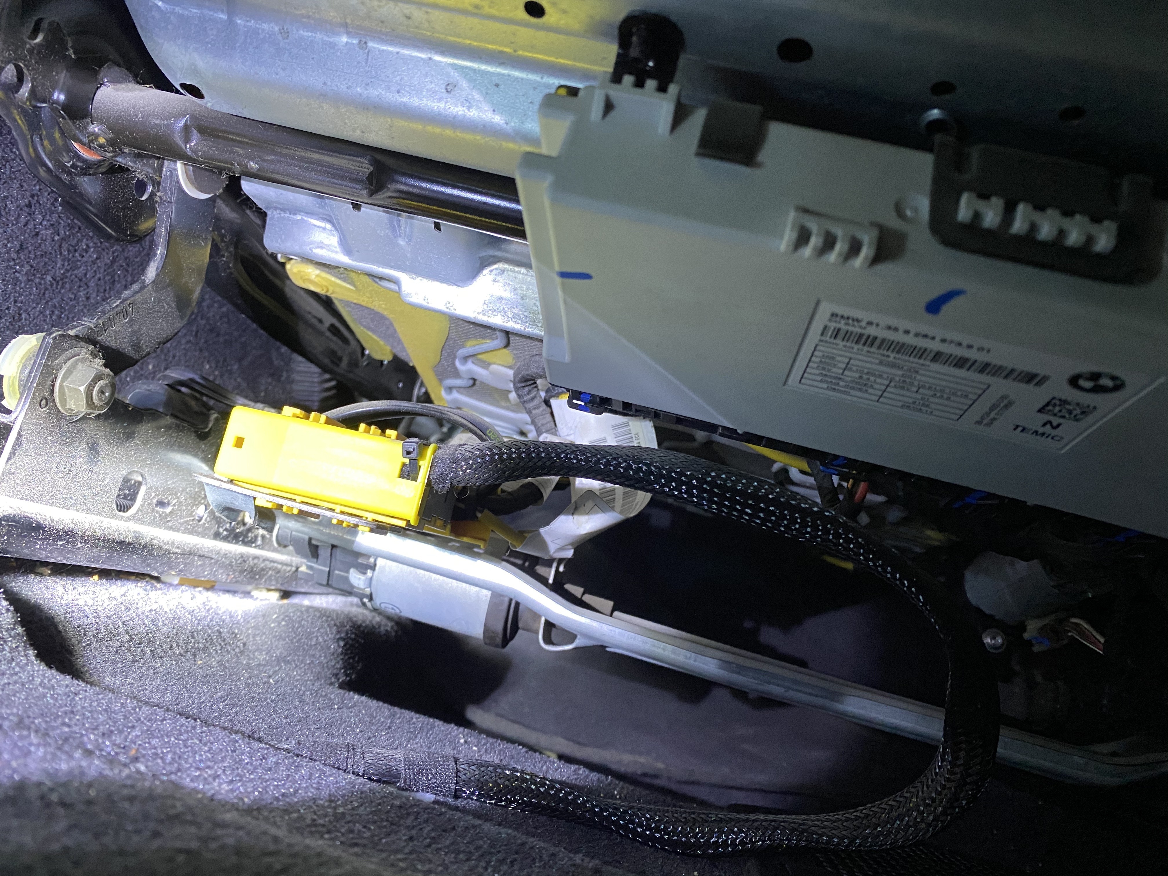 宝马x1手动挡哪款值得入手,2013宝马x1手动挡二手多少钱