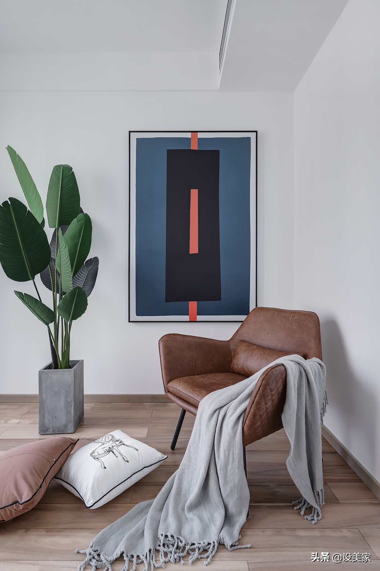 入户门对厨房和餐厅怎么化解最好,厨房窗户采光差怎么办