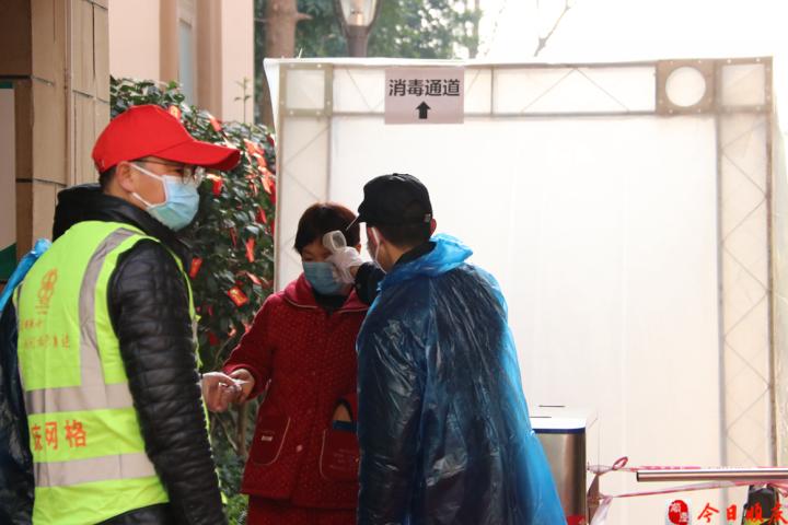 新不新奇？惊不惊喜？看看顺庆这些小区的消毒“神器”