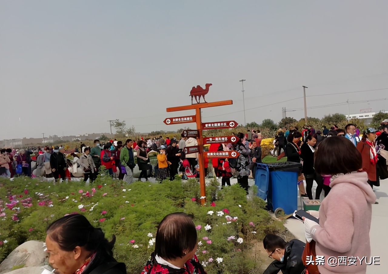 西安又一地标盛大开启,现场人山人海堪比春运