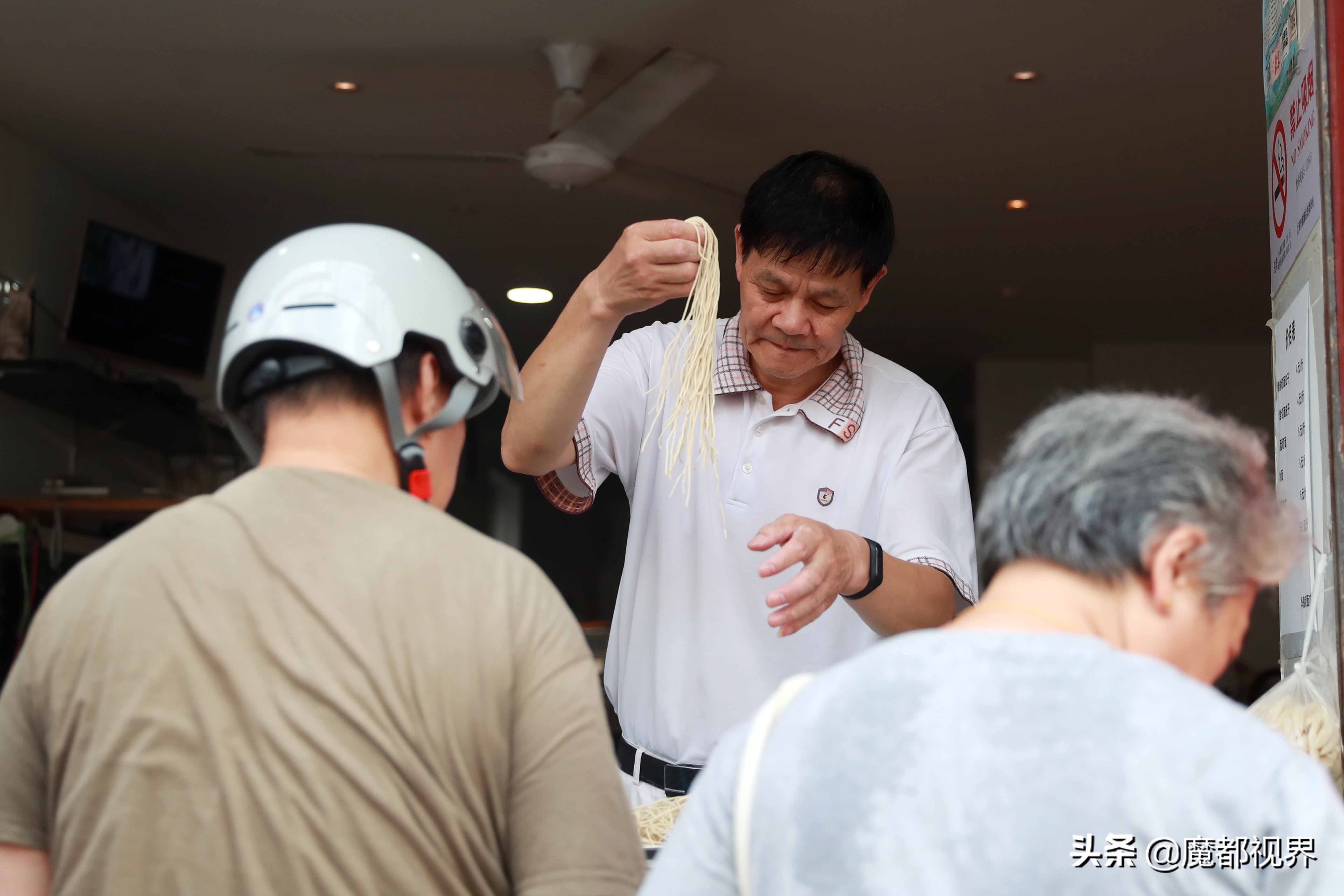 合肥路华良切面店现在搬到哪里,华良切面店老店新开味道怎样