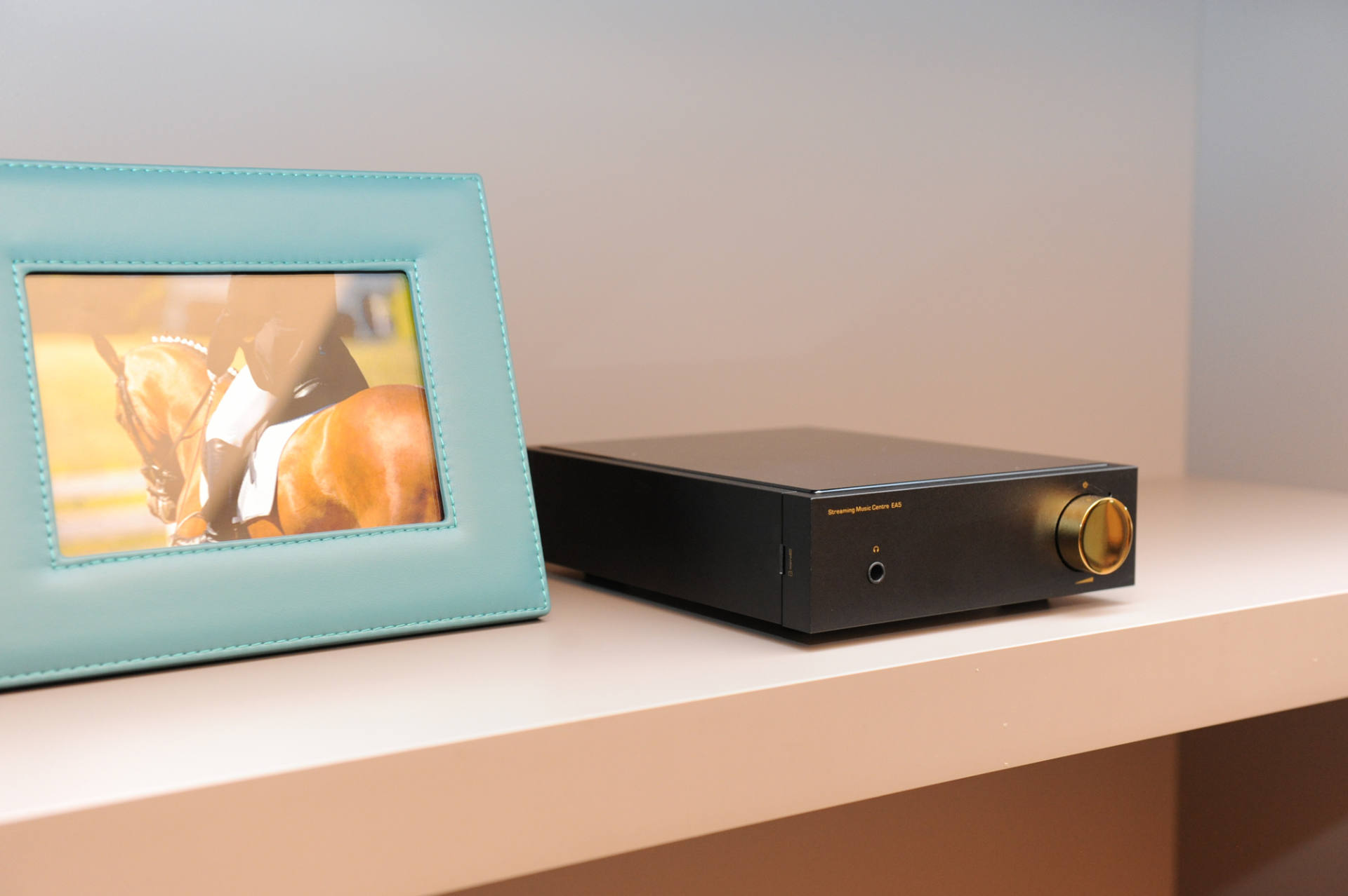 近场聆听之美：KEFLS50Meta书架箱+山灵EA5流媒体功放