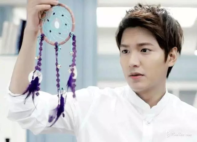 他要回归啦！韩剧扛把子、长腿欧巴始祖，还公开承认看过小电影