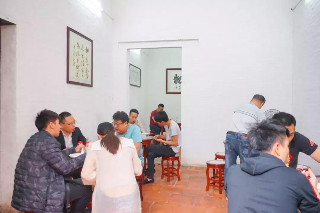 藏在巷子里的广东云吞面,老广州云吞面