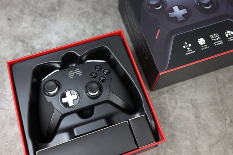 北通宙斯游戏手柄连switch,switch手柄北通飞智