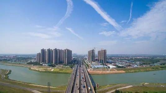 上坤献礼龙江,际遇城心美好人居