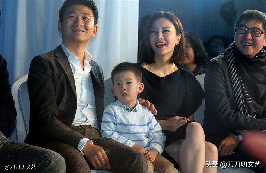 刘琳徐静蕾话剧,刘琳和徐静蕾的照片