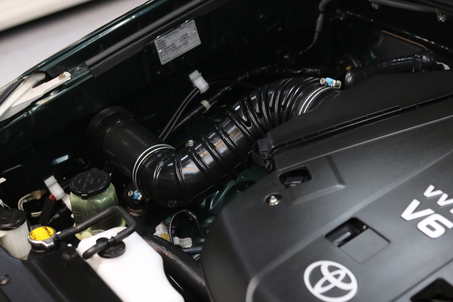 怪兽修车:修复一辆09款中东版丰田霸道,最终旧车变新车