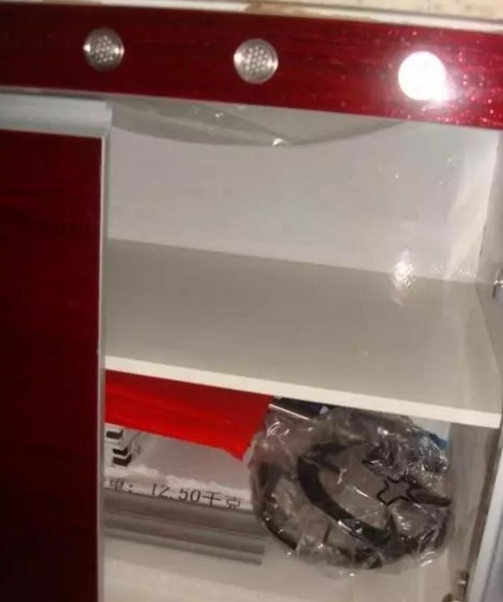 橱柜拉篮800柜体和850柜体区别,橱柜石材柜体和板材柜体的优缺点