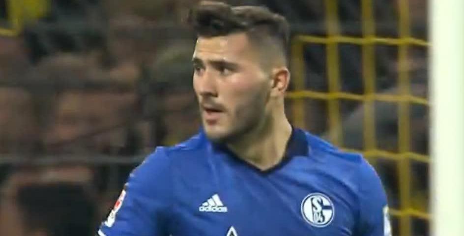 时隔64天的德甲比赛,让球迷们再一次体会了足球的热情