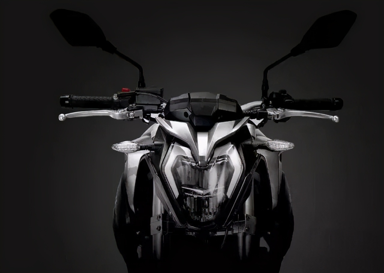 博世ABS、日信刹车、KYB减震、倍耐力轮胎，售价3.48w的国产大排