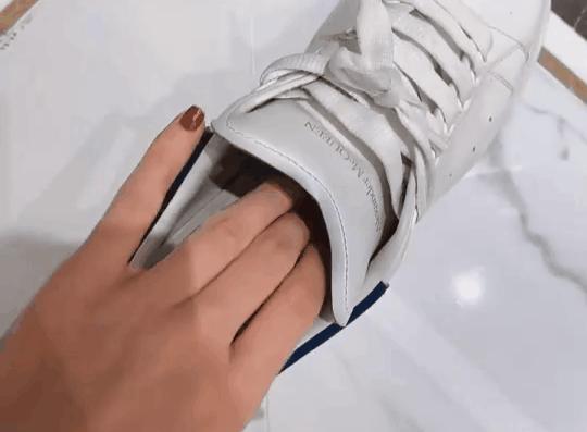 洗完鞋后鞋子有臭味怎么永久去除,刷鞋怎么去除鞋子里的臭味