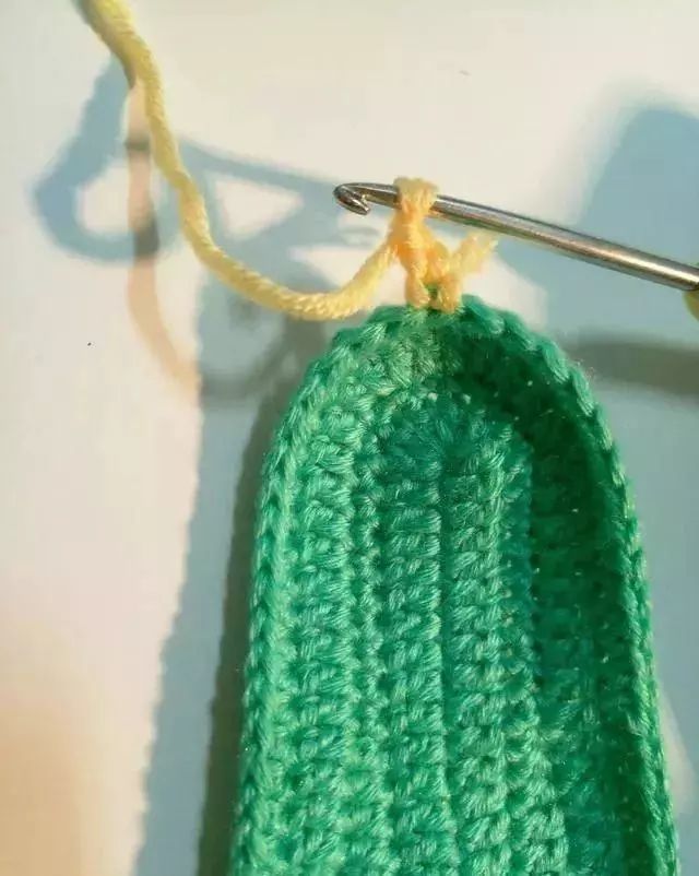 0-6个月宝宝鞋钩针教程图解,一款超可爱的宝宝鞋