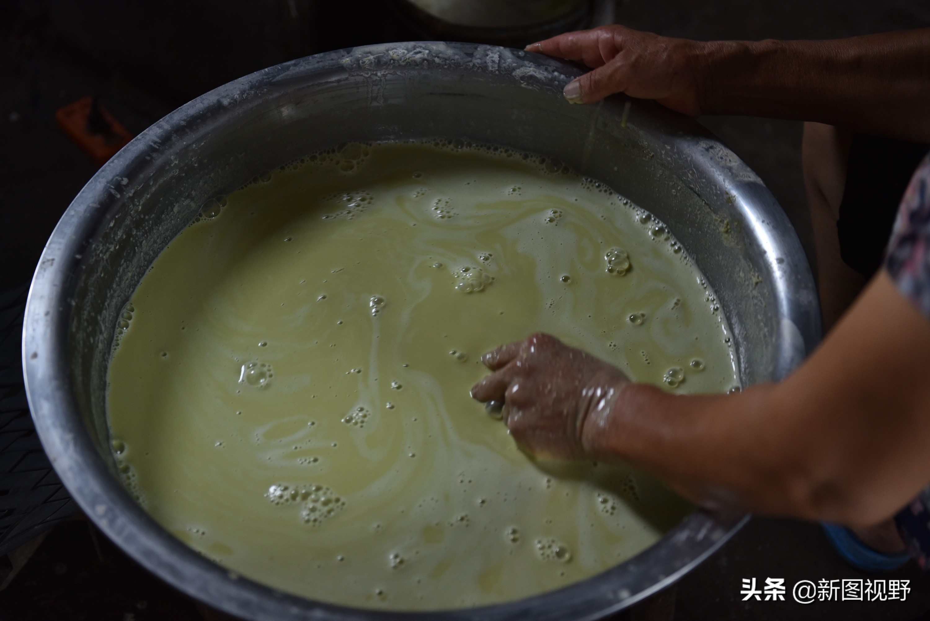 豌豆凉粉卖多少钱一斤,卖豌豆凉粉视频