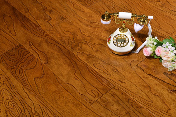 榆木地板的优缺点,榆木地板缺点