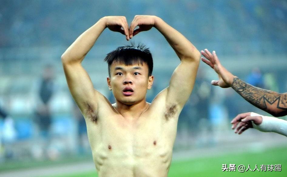 10年17个教练，从阿尔滨到大连人，大连足球最需要的是稳定