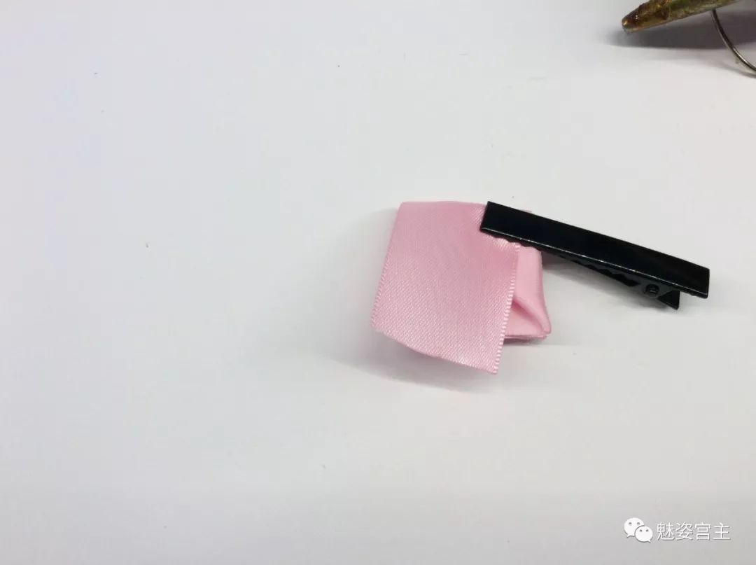 丝带做蝴蝶发夹图片,手工丝带花发夹制作