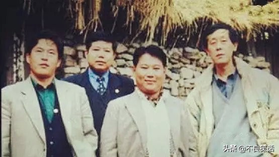 马云郭德纲岳云鹏王宝强的经历,岳云鹏王宝强郭德纲马云成长史