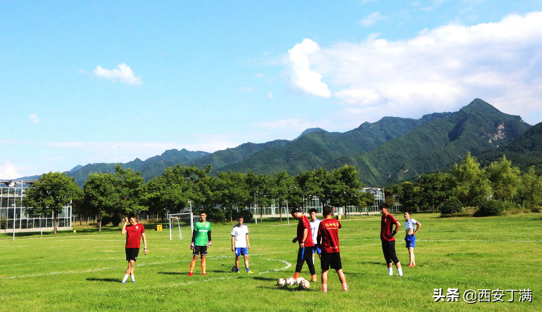 小足球大梦想创意,全国青少年校园足球夏令营陕西队