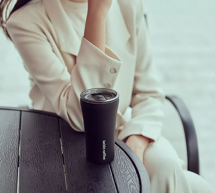 端着茶缸子喝咖啡，你也好意思自称时尚潮人？