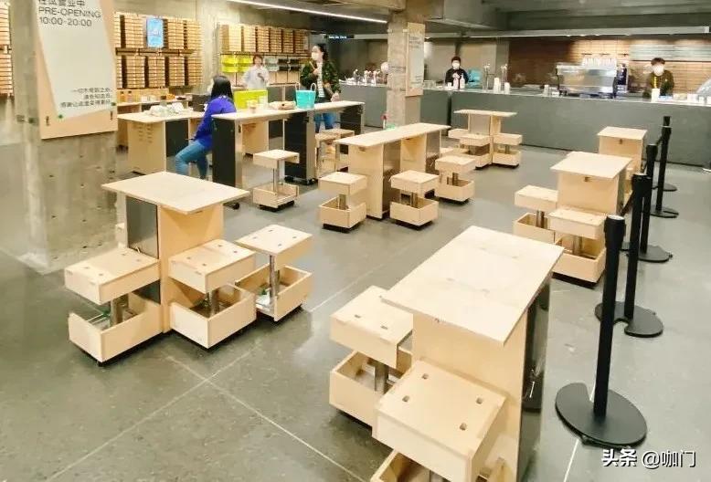 探访三顿半线*体下**验店，它又在上海讲出个咖啡新故事