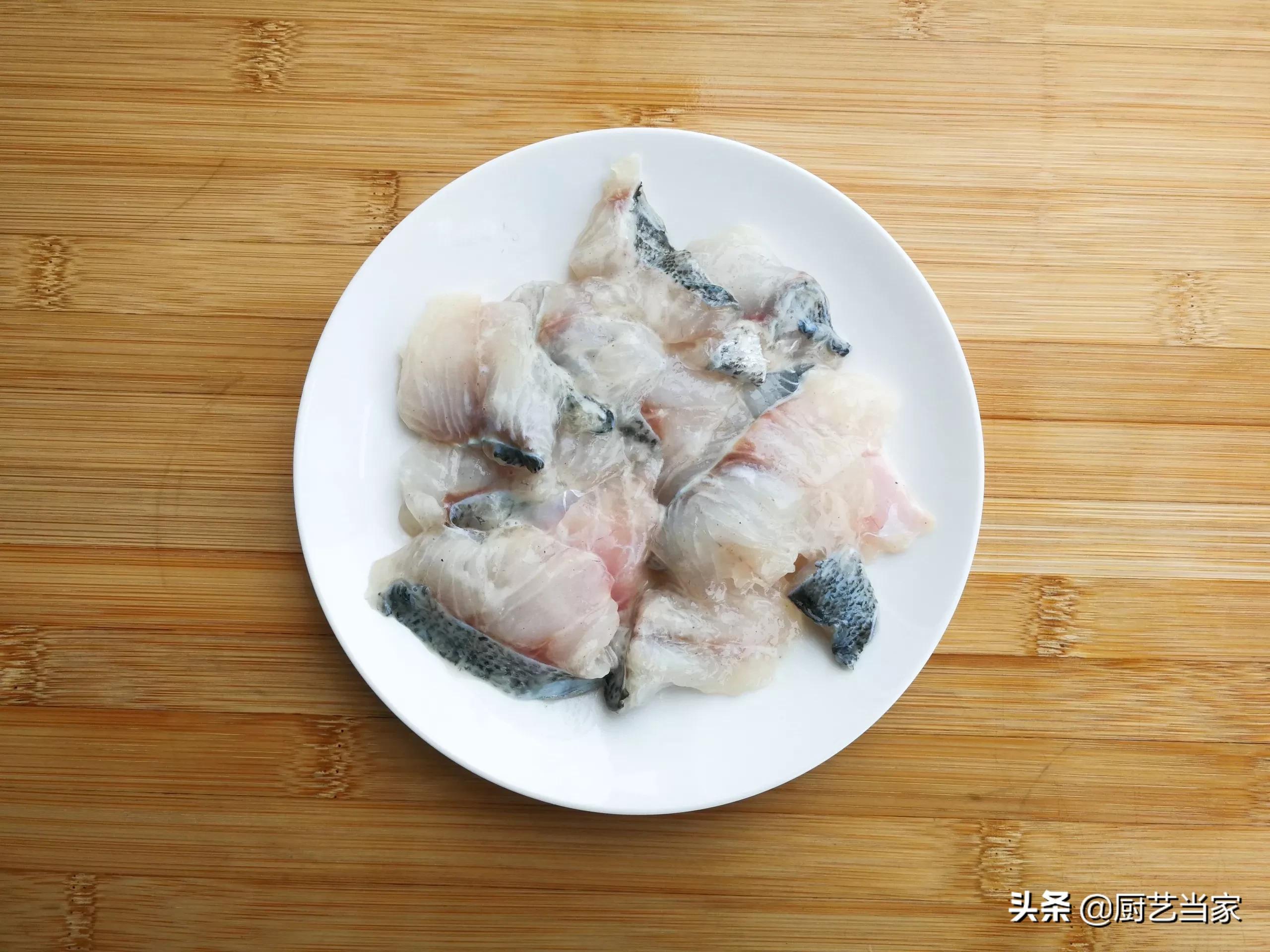 麻辣酸菜滑肉汤的做法,酸菜鲈鱼鱼片怎么腌制比较嫩