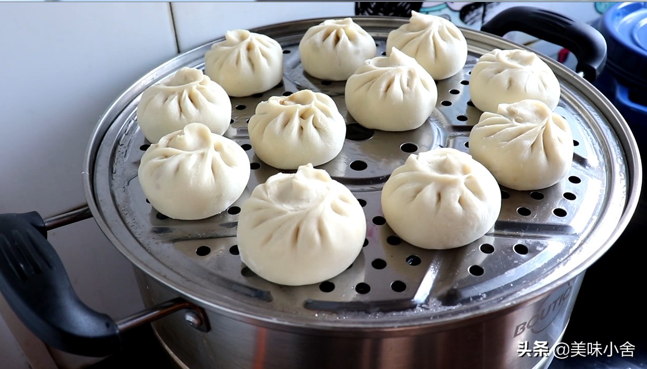 怎么蒸包子不塌陷不回缩,韭菜蒸包子不塌陷不回缩的好方法