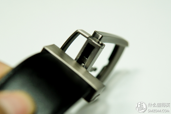 男人的必需品，苏宁极家头层牛皮皮带的双面设计有点意思