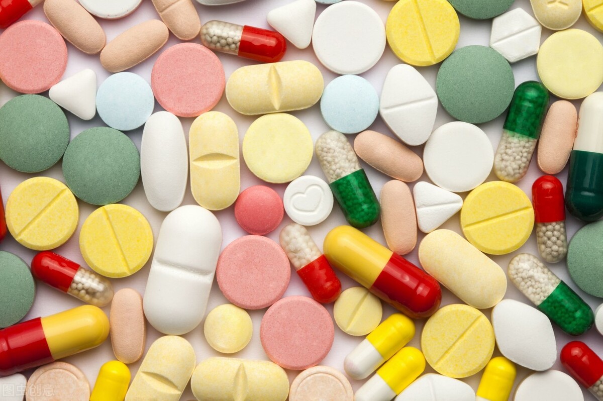 狗狗拉稀呕吐食欲不好但是精神好,狗狗吐了没有食欲怎么办