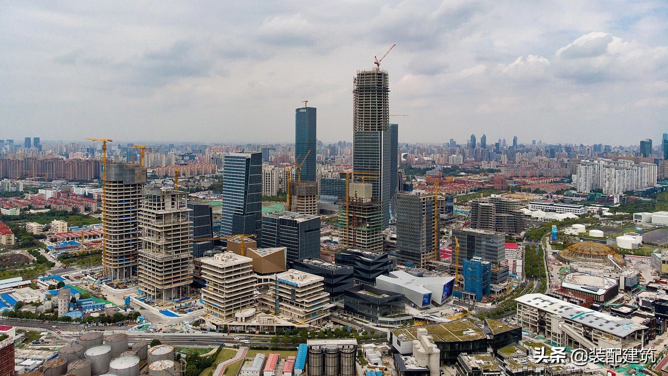 上海黄浦江边的标志性建筑,上海黄浦江新地标
