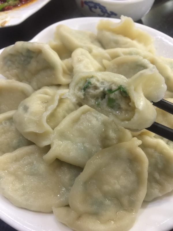 鐨毊铏捐蛋鍏洯鍗楄矾,鍏洯鍓嶇毊鐨櫨