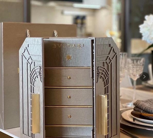 中秋创意礼盒包装空盒子,中秋月饼礼盒通版牛皮纸包装案例